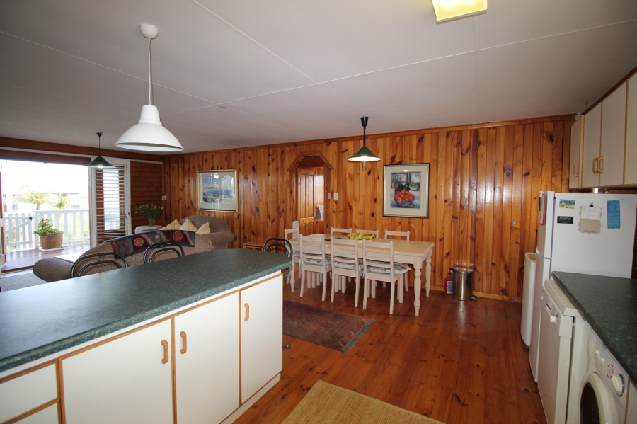 To Let 3 Bedroom Property for Rent in Kleinmond Western Cape